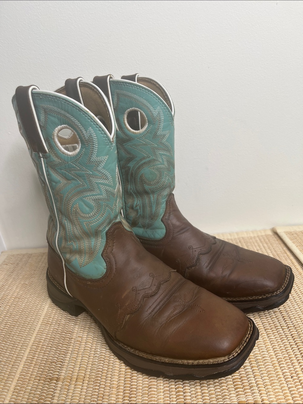 Durango Lady Rebel Western Boots Size 8.5 Brown and Turquoise Leather